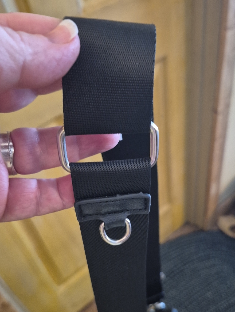 Madden NYC Black Crystal Stud Fanny Pack Belt Bag Adjustable Straps Pockets - Picture 3 of 10